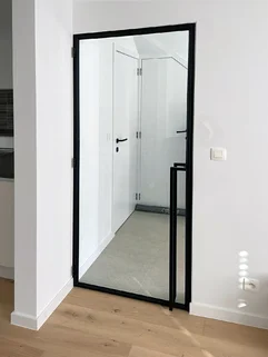ocelové interiérové dveře černé
